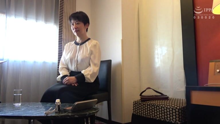 C-2858 熟女妻面接ハメ撮り［三十六］